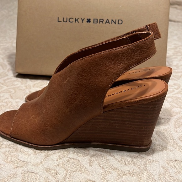 NIB Lucky Brand ginger color wedges, size 8.5M - Picture 7 of 11